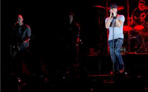 Thumbnail for Enrique Iglesias all set to perform at F1 after race concert in Abu Dhabi