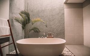 Thumbnail for Unwind with Abu Dhabi’s Agarwood Bath Experience