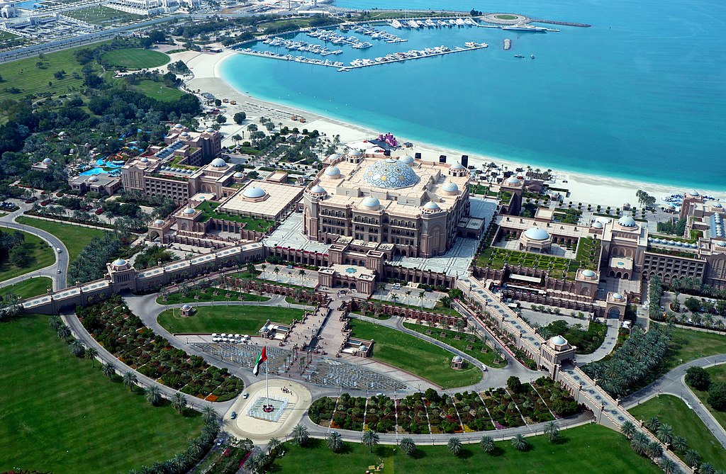 Best Ways to Spend a Holiday in Abu Dhabi - Abu Dhabi Blog