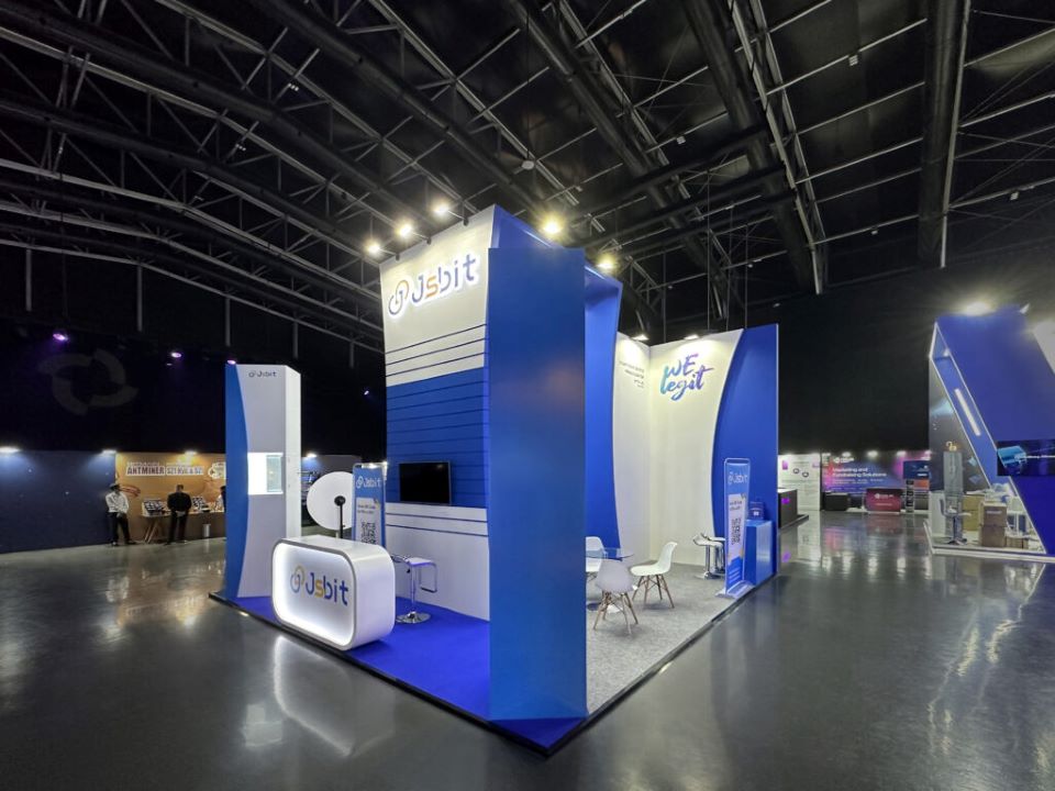 Exhibition stand